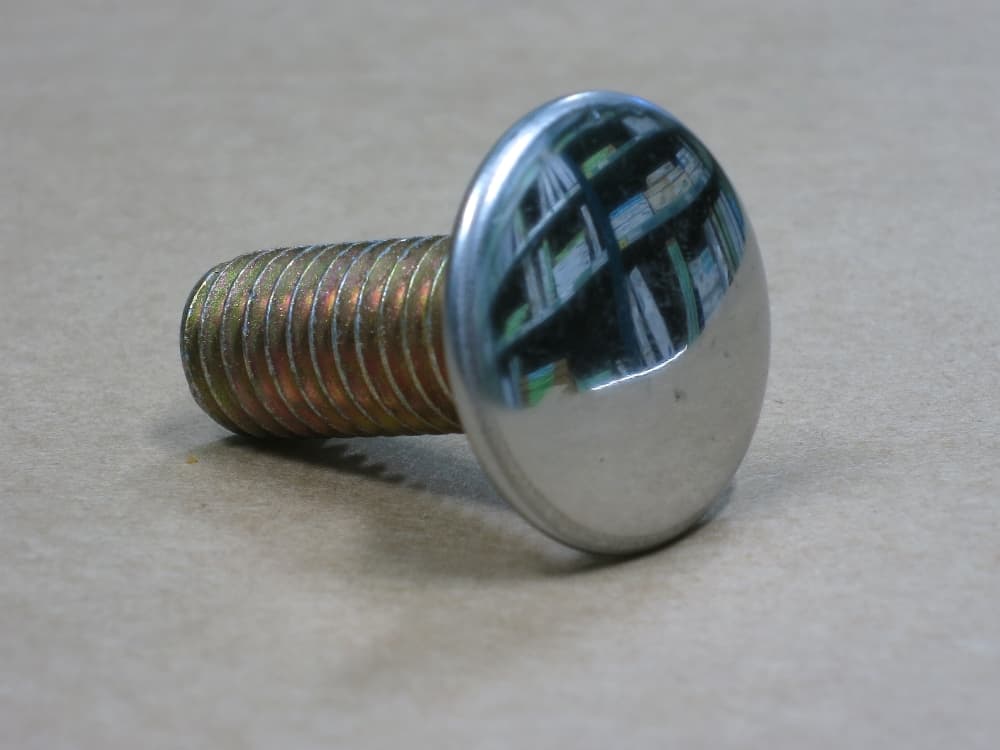 Bultsats stötfångare