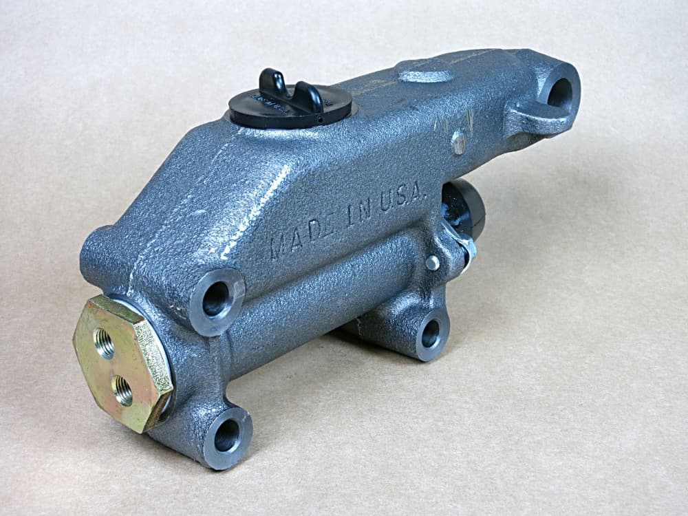 Huvudbromscylinder-1