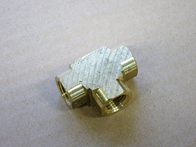 Bränsleslanganslutning