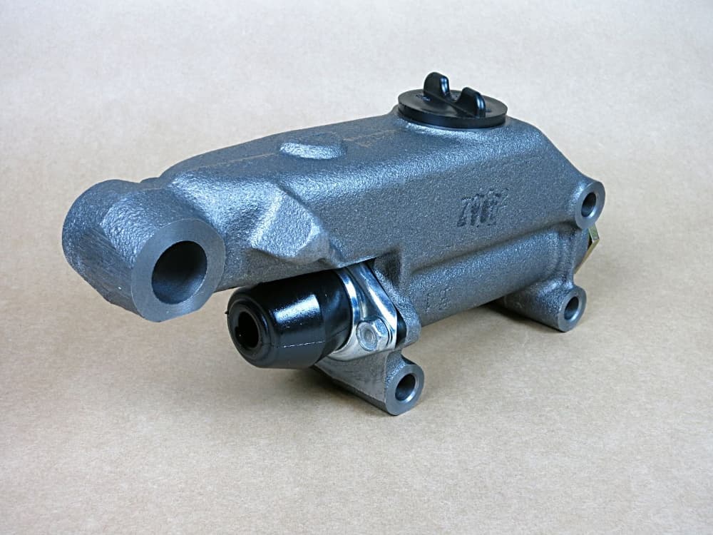 Huvudbromscylinder-3