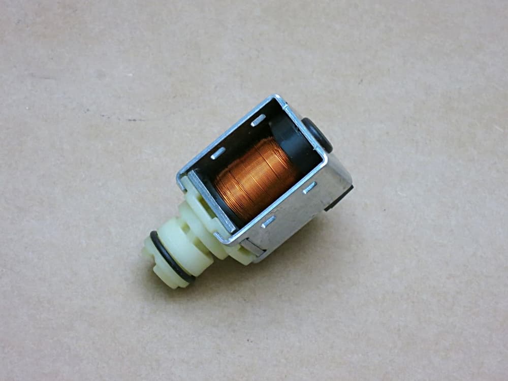 Styrsolenoid automat