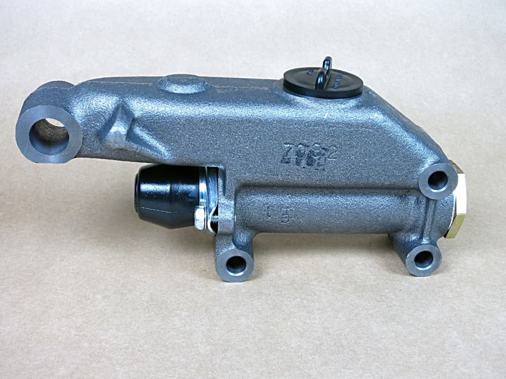 Huvudbromscylinder-4