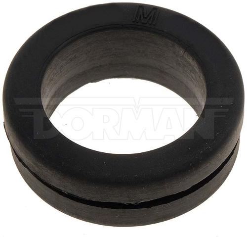 Genomföring påfyllningsrör motorolja