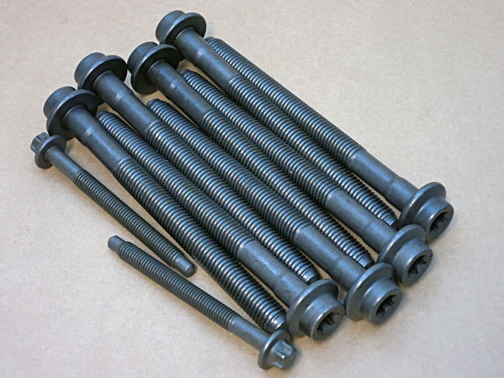 Topplocksbult sats-3