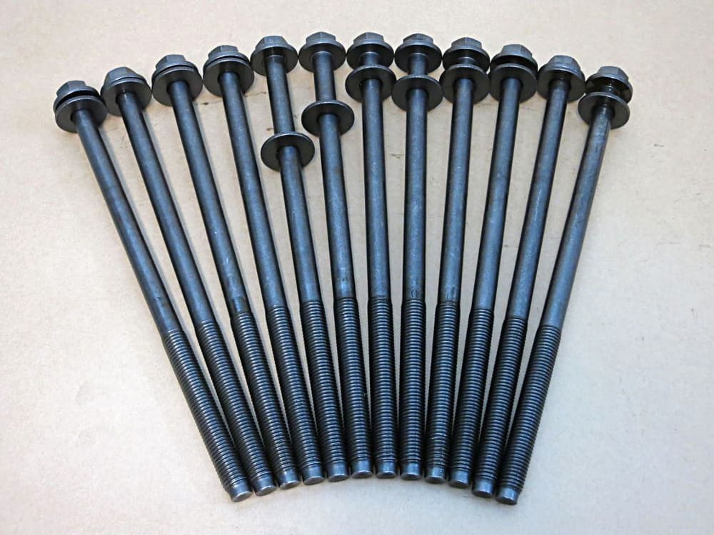 Topplocksbult sats-2