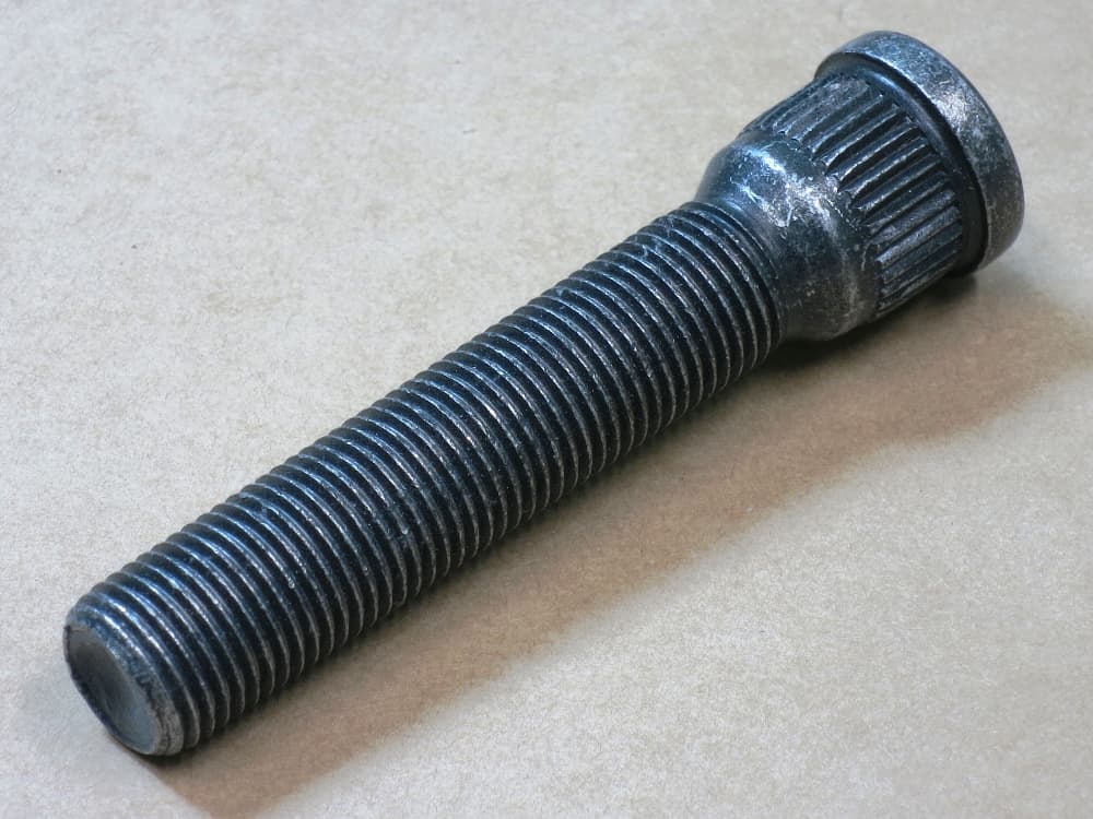 Pinnbult-3