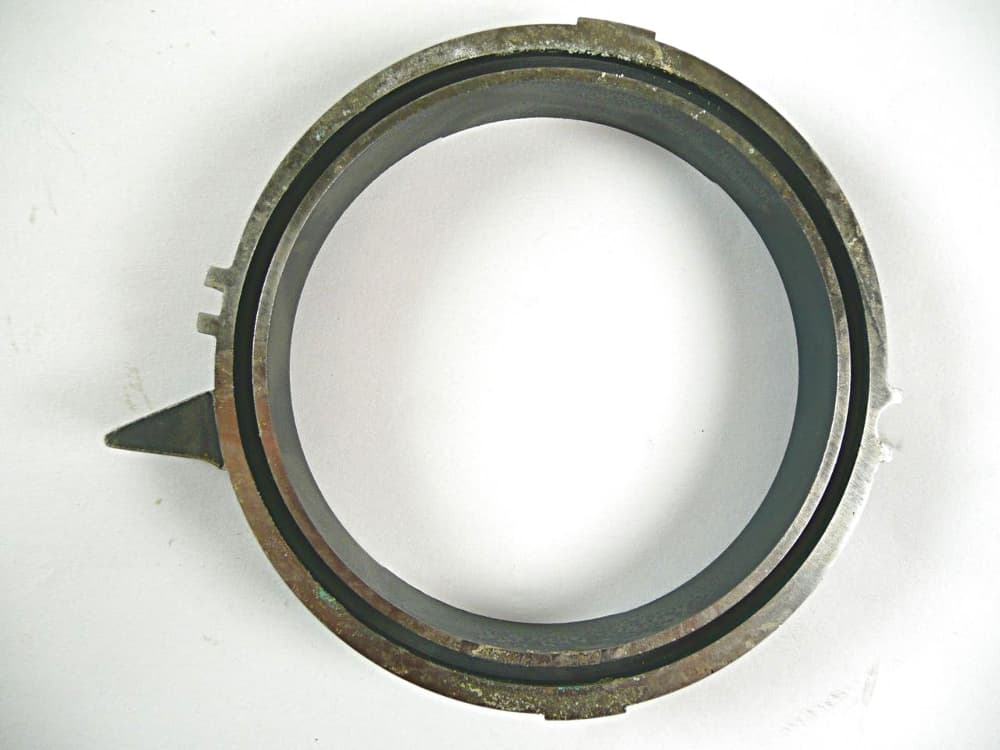 Rotorstyrning oljepump