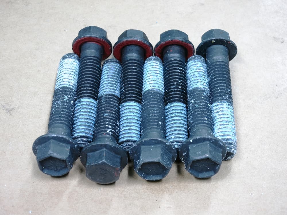 Topplocksbult sats-2