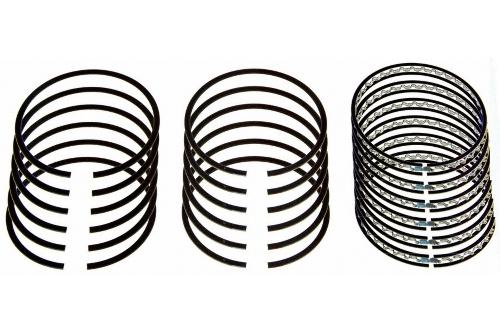 Sats kolvringar motor