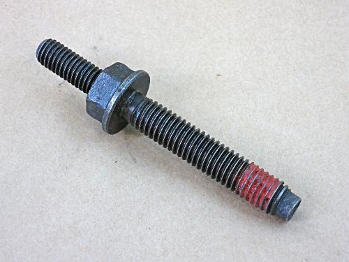 Cylinderhuvudbult motor