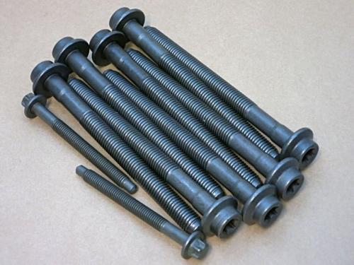 Bultsats cylinderhuvud